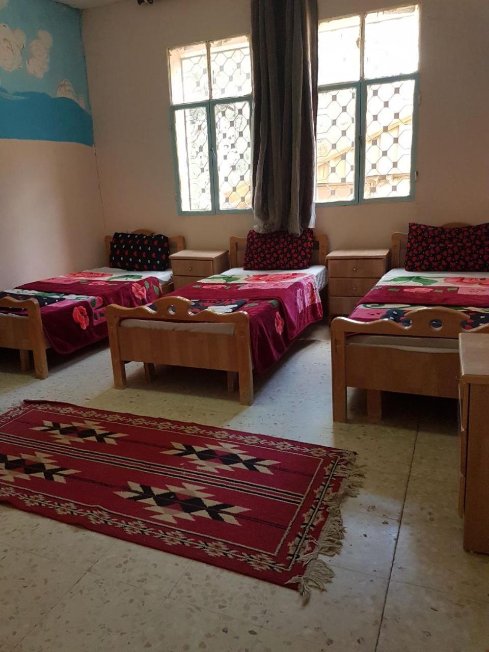 فندق دانا القمر المظهر الخارجي الصورة